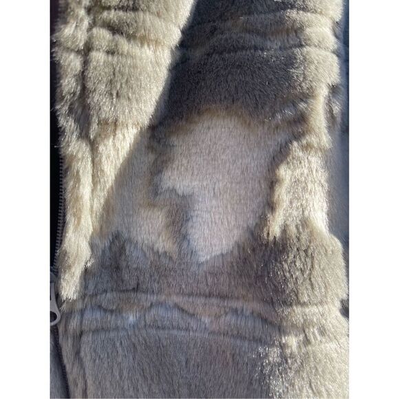 Vintage Woolrich Plush Gray Hooded Tumblewood Leaves Faux Fur Jacket Coat Sz M - Picture 9 of 10